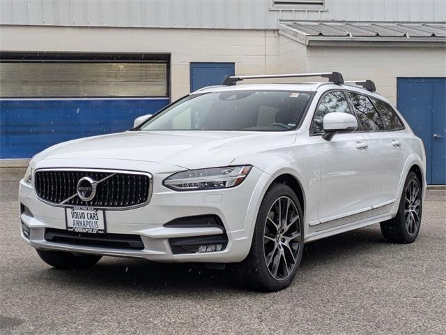 used 2020 Volvo V90 Cross Country car, priced at $35,539