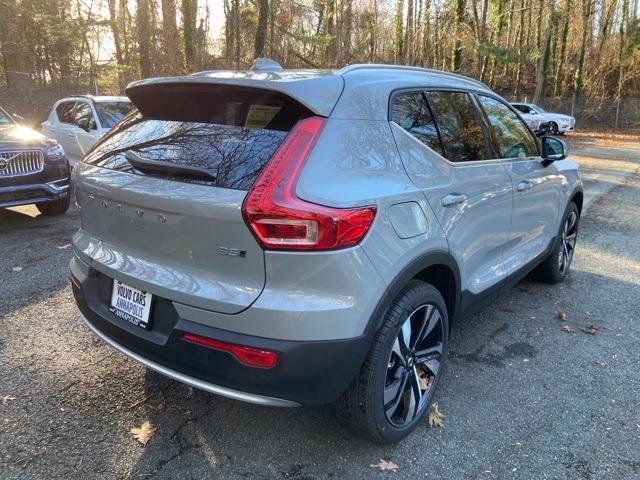 new 2025 Volvo XC40 car, priced at $50,965