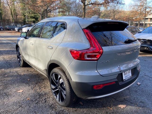 new 2025 Volvo XC40 car, priced at $50,965