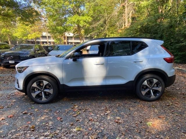 new 2026 Volvo XC40 car, priced at $49,495
