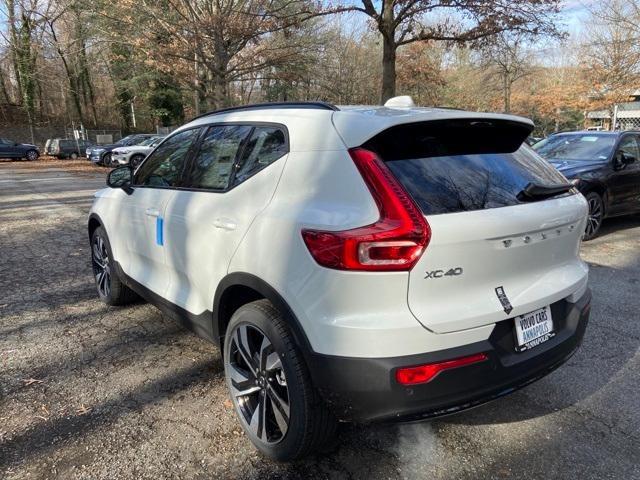 new 2025 Volvo XC40 car, priced at $49,790