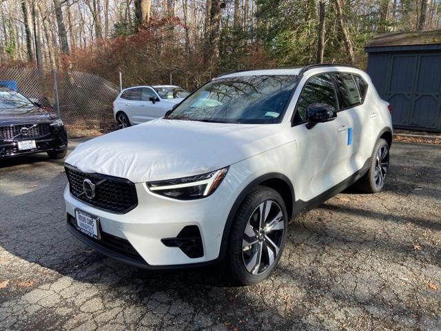 new 2025 Volvo XC40 car, priced at $49,790