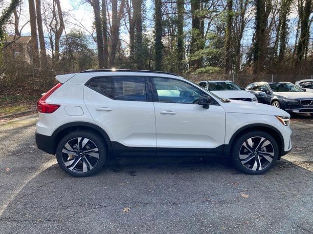 new 2025 Volvo XC40 car, priced at $49,790