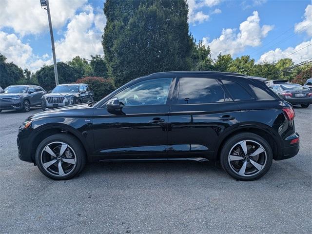 used 2022 Audi Q5 car, priced at $27,998