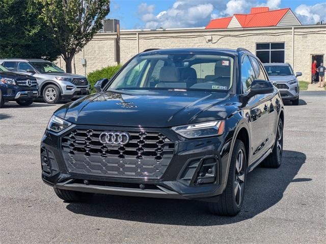 used 2022 Audi Q5 car, priced at $27,998