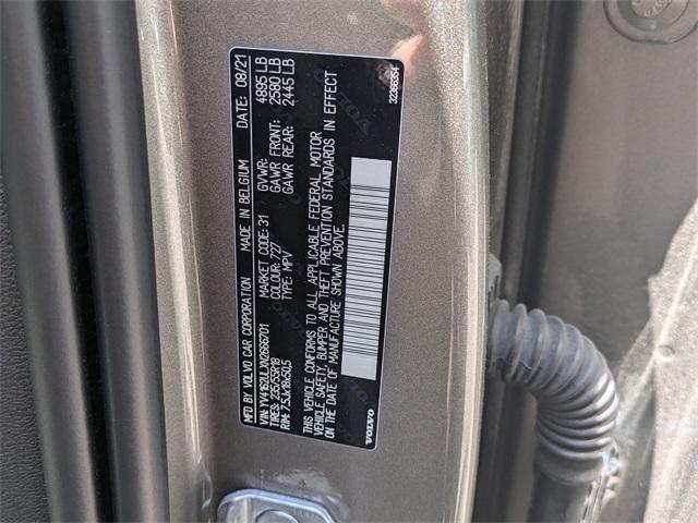 used 2022 Volvo XC40 car, priced at $32,605