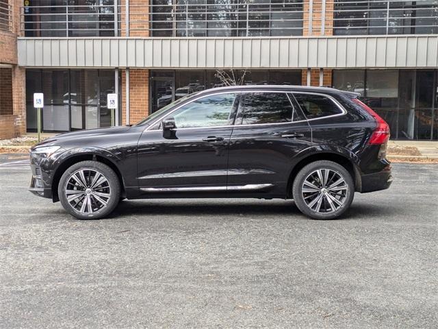 used 2022 Volvo XC60 car, priced at $35,155