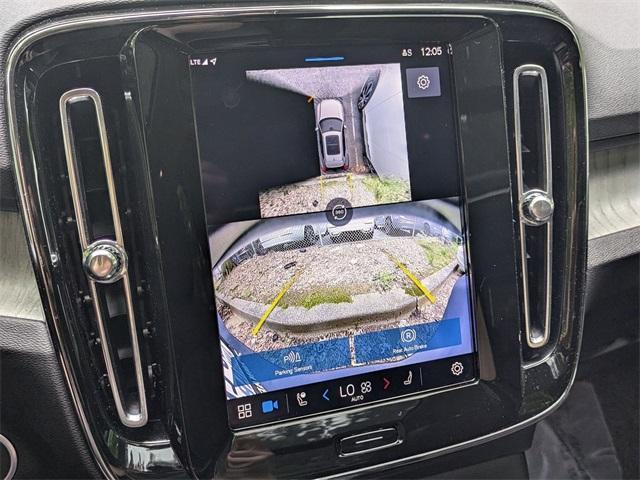 used 2024 Volvo XC40 car, priced at $35,433