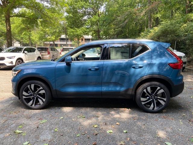 new 2025 Volvo XC40 car, priced at $51,550