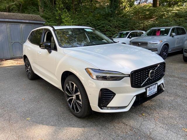 new 2025 Volvo XC60 car, priced at $55,335