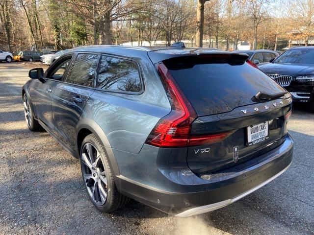 new 2025 Volvo V90 Cross Country car, priced at $68,145