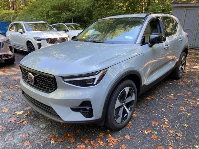 new 2026 Volvo XC40 car, priced at $49,495