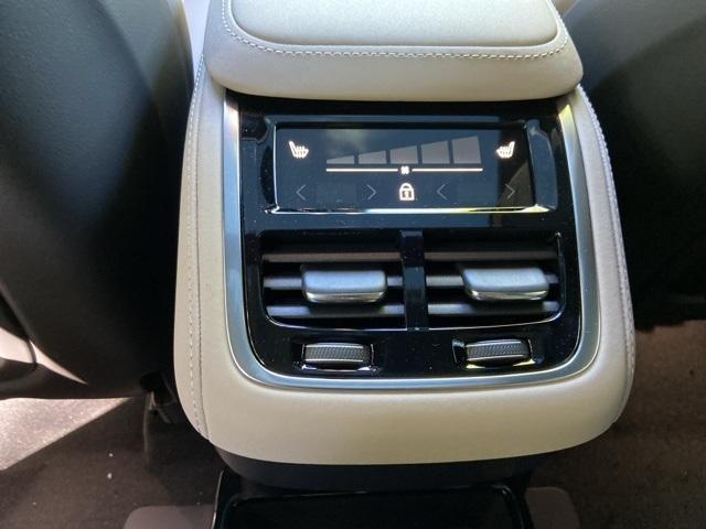 new 2026 Volvo XC90 car, priced at $75,340