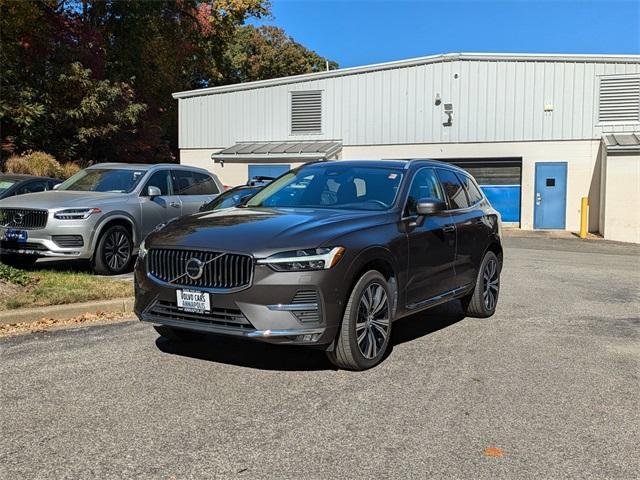 used 2022 Volvo XC60 car, priced at $37,754