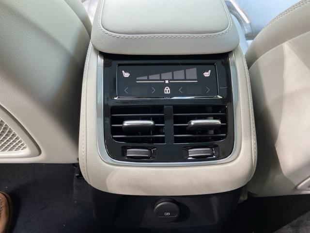 new 2026 Volvo XC90 Plug-In Hybrid car, priced at $85,625