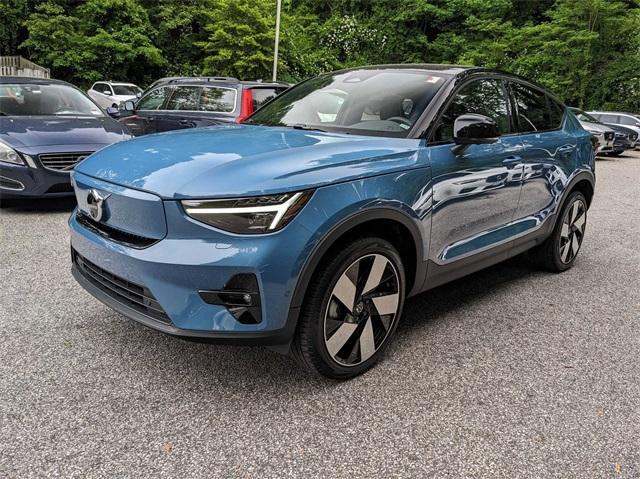 used 2022 Volvo C40 Recharge Pure Electric car, priced at $33,585