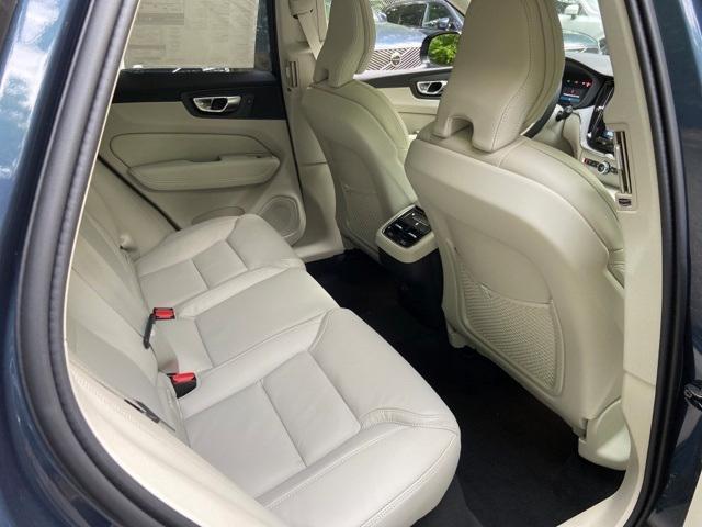 new 2025 Volvo XC60 car, priced at $61,260