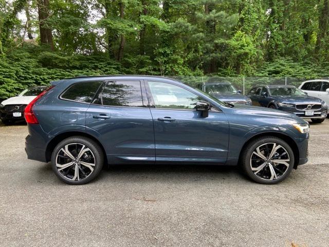 new 2025 Volvo XC60 car, priced at $61,260