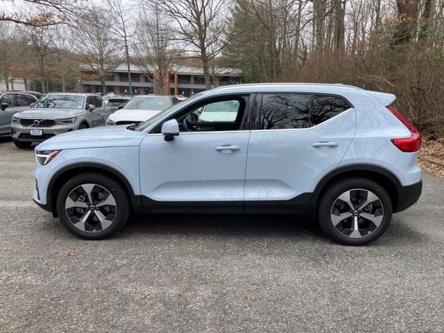 new 2025 Volvo XC40 car, priced at $48,315