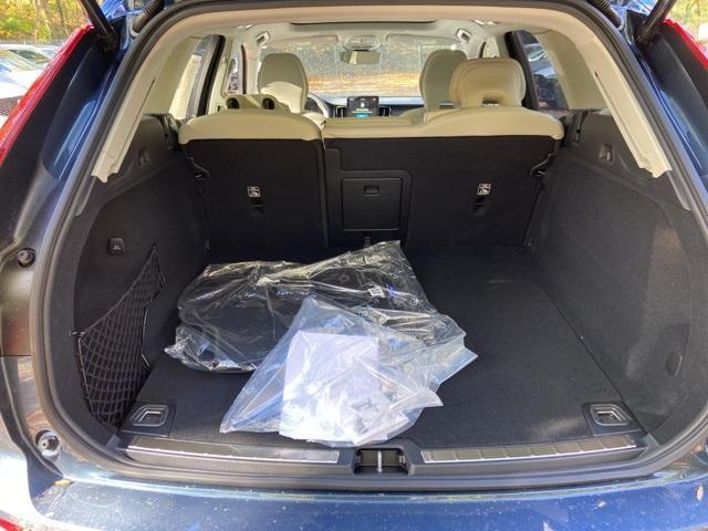 new 2026 Volvo XC60 car, priced at $62,295