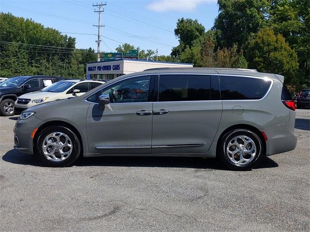 used 2022 Chrysler Pacifica car, priced at $25,998