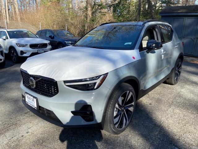 new 2025 Volvo XC40 car, priced at $51,565