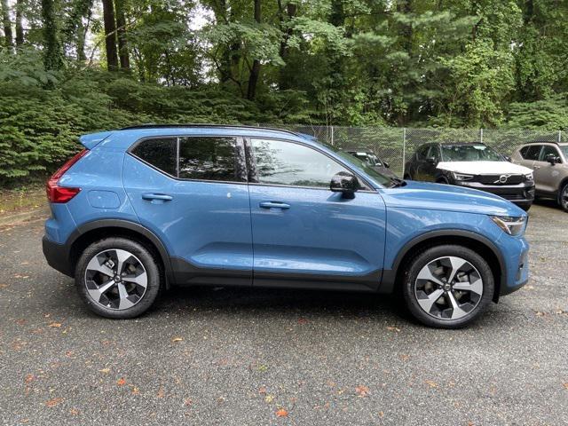 new 2025 Volvo XC40 car, priced at $48,315