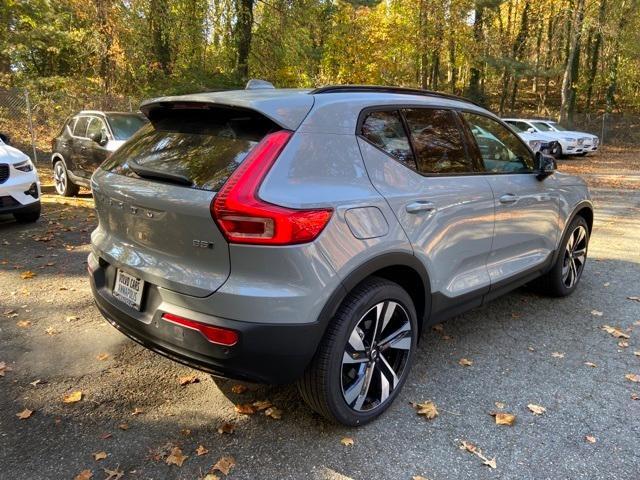 new 2025 Volvo XC40 car, priced at $49,790