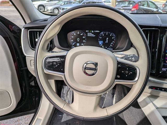 used 2021 Volvo XC60 car, priced at $29,920