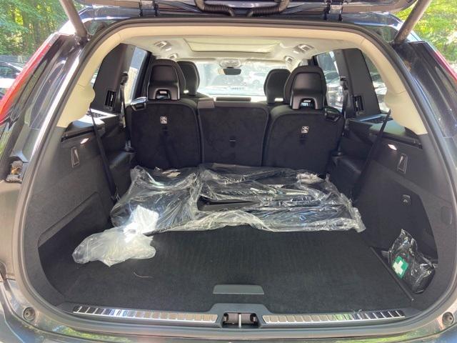 new 2025 Volvo XC90 car, priced at $69,155