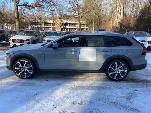 new 2025 Volvo V90 Cross Country car, priced at $68,355