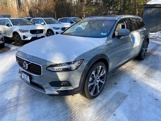 new 2025 Volvo V90 Cross Country car, priced at $68,355