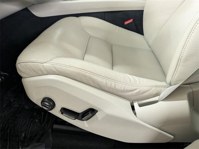 used 2021 Volvo XC60 car, priced at $27,924