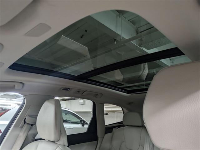 used 2021 Volvo XC60 car, priced at $27,924