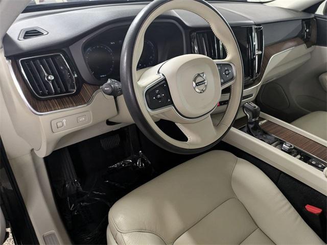 used 2021 Volvo XC60 car, priced at $27,924