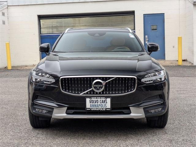 used 2018 Volvo V90 Cross Country car, priced at $22,245