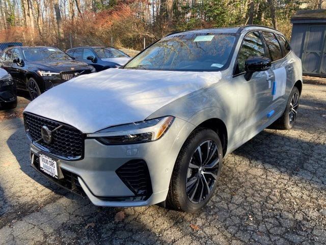 new 2025 Volvo XC60 car, priced at $55,335