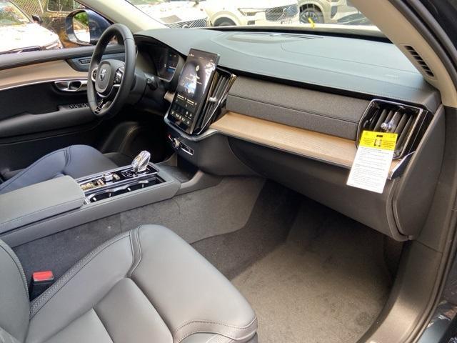 new 2026 Volvo XC90 car, priced at $71,395