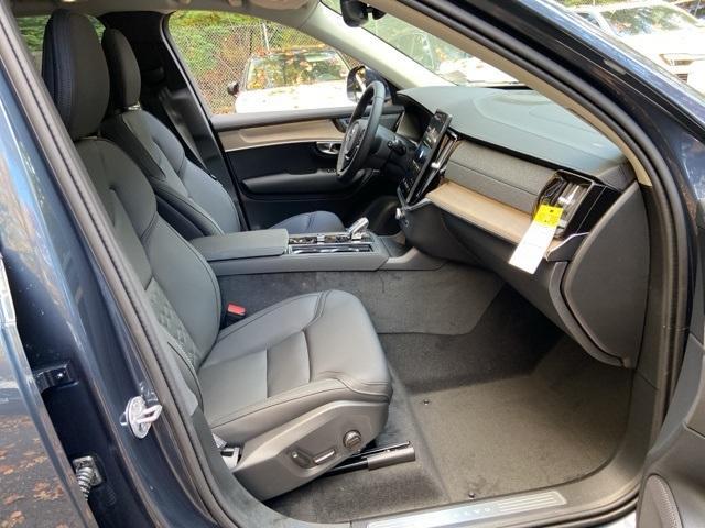 new 2026 Volvo XC90 car, priced at $71,395