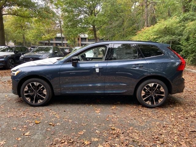 new 2026 Volvo XC60 car, priced at $61,695