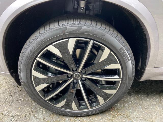 new 2026 Volvo XC90 car, priced at $71,525