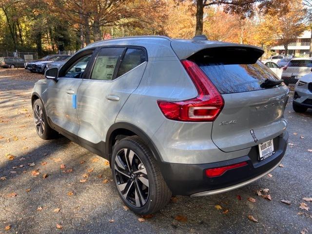 new 2025 Volvo XC40 car, priced at $49,790