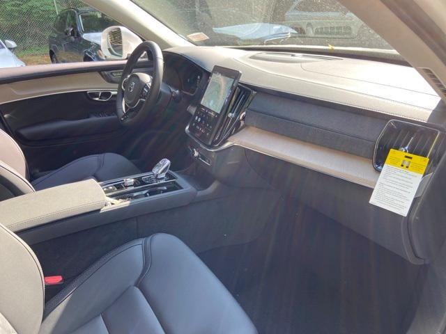new 2025 Volvo XC90 Plug-In Hybrid car, priced at $78,085