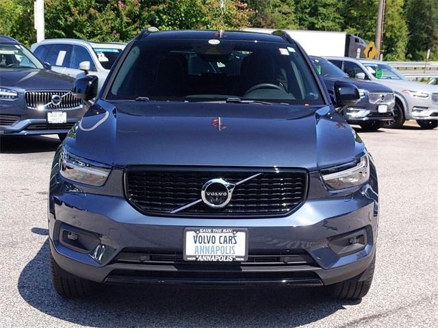 used 2022 Volvo XC40 car, priced at $35,355