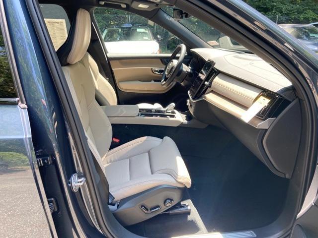 new 2026 Volvo XC90 car, priced at $76,945