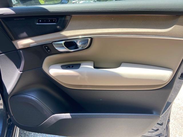 new 2026 Volvo XC90 car, priced at $76,945