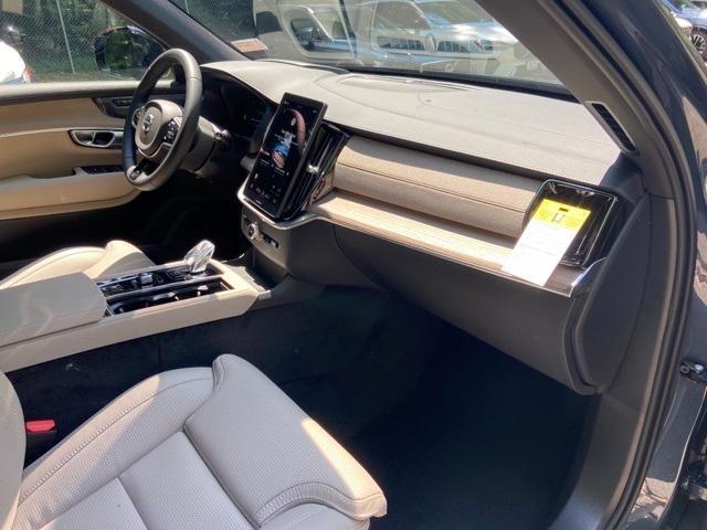 new 2026 Volvo XC90 car, priced at $76,945