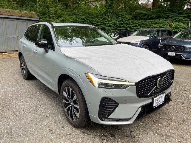new 2025 Volvo XC60 car, priced at $54,560