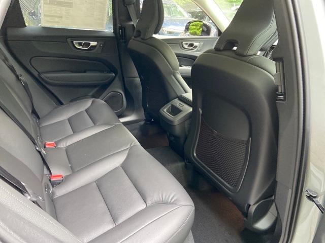 new 2025 Volvo XC60 car, priced at $54,560