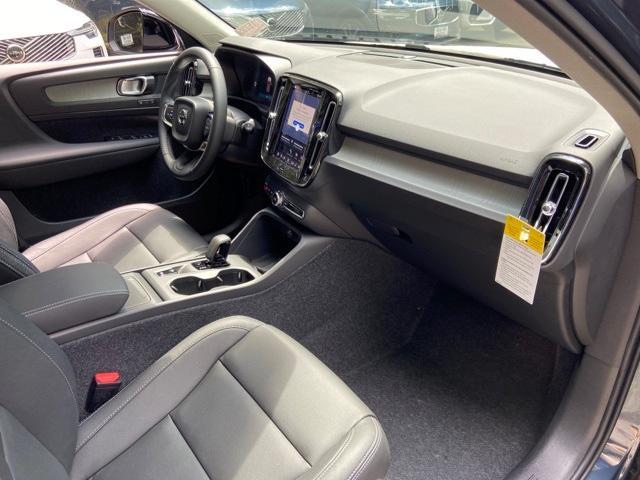 new 2026 Volvo XC40 car, priced at $45,445